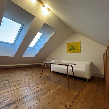 Schoenes Appartment In Zentrumsnaehe Graz Bagian luar foto